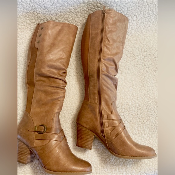 Lenora Baretraps Long Brown Boots - Picture 1 of 6